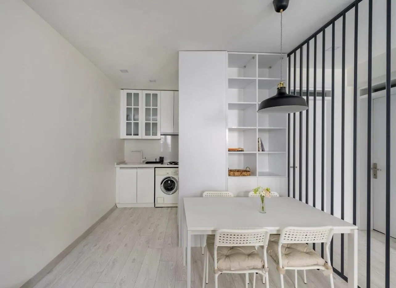 Ferienwohnung Private Modern 2Br1Bath Bebek Gem! #80 Istanbul